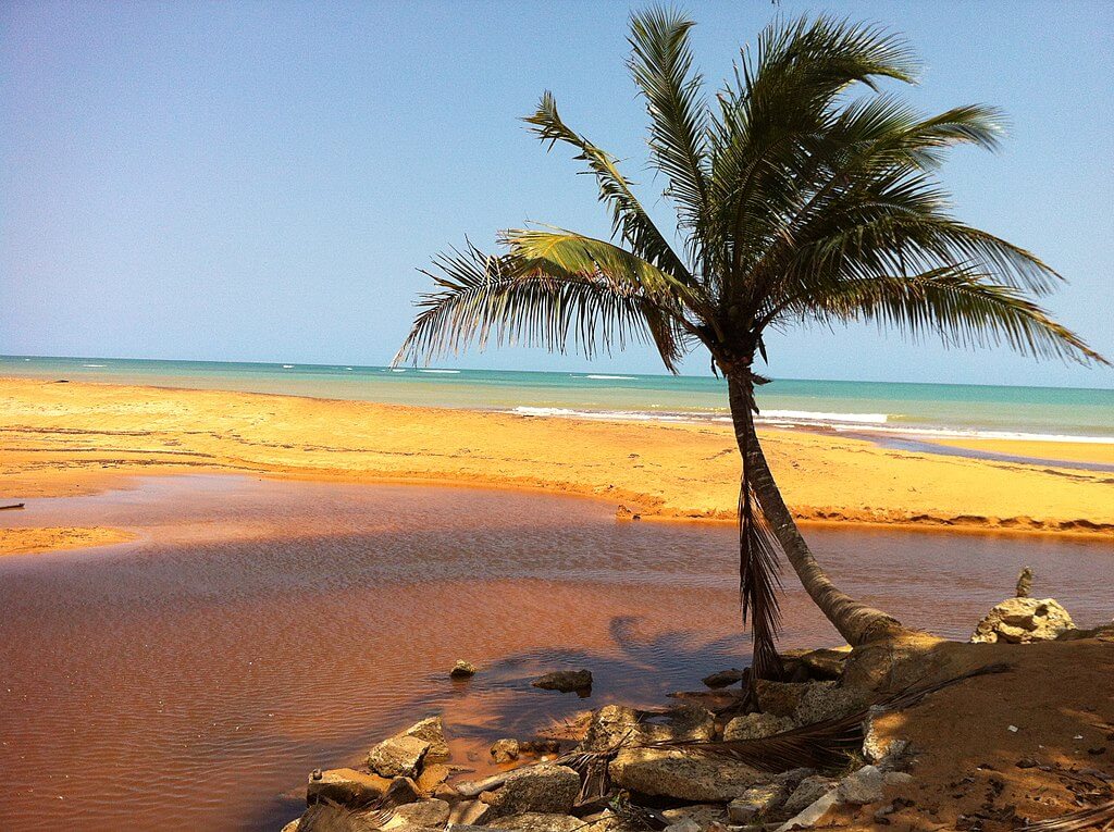 praias do Espírito Santo - Barra do Sahy – Aracruz